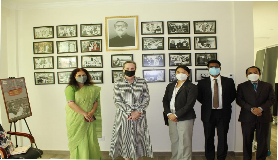 New US envoy in Brunei visits &lsquo;Bangabandhu Corner&rsquo; at Bangladesh High Commission