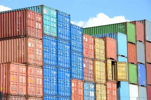 Brunei exports value slips despite stronger volumes in Q4 2025